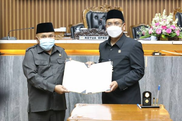 Dewan Tetapkan Kode Etik dan Tata Acara Beracara 1 Dewan Tetapkan Kode Etik dan Tata Acara Beracara 2