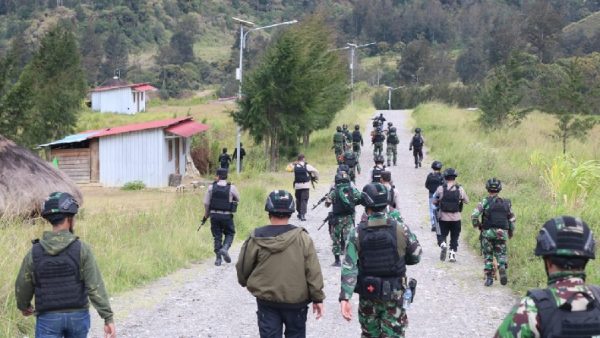 Kabinda Papua Gugur Ditembak KKB 1 Kabinda Papua Gugur Ditembak KKB 2