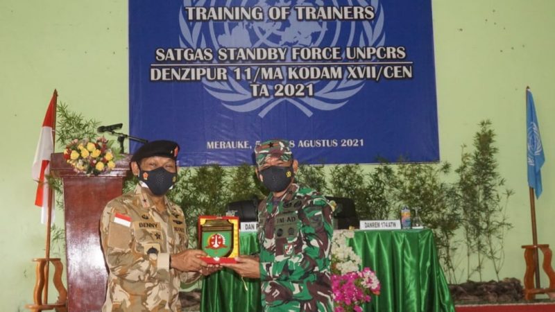 Danrem 174 Merauke Dampingi Komandan PMPP  Buka Pelatihan Training Of Trainers di Denzipur-11/MA
