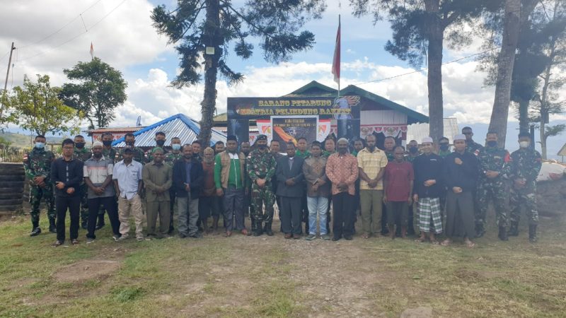 Satgas Pamrahwan Yonif RK 751/VJS Bersama Masyarakat Rayakan Hati Jadi Batalyon di Pegunungan Tengah Papua