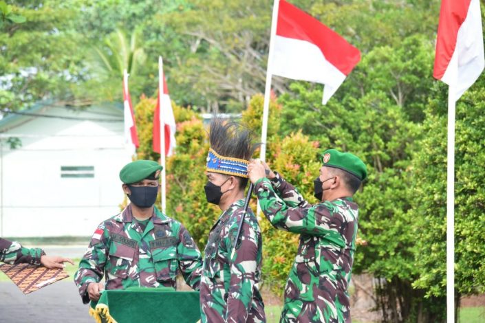 Danrem Merauke Pimpin Acara Tradisi Korps dan Sertijab Kasi Intel Kasrem 174/ATW 1 Danrem Merauke Pimpin Acara Tradisi Korps dan Sertijab Kasi Intel Kasrem 174/ATW 2