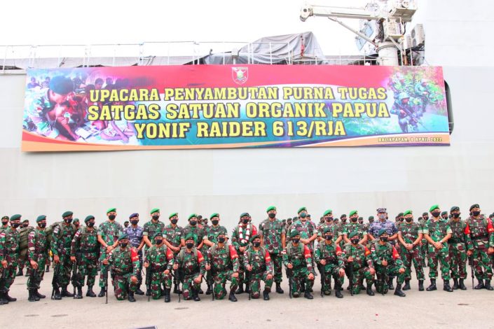 Pangdam VI/Mulawarman Sambut Kepulangan Prajurit Pengamanan Perbatasan 2