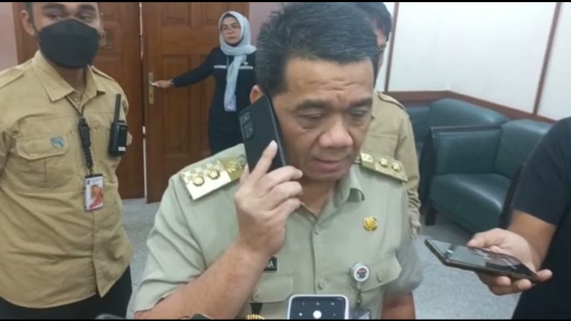 Aniaya Pacar, Wagub DKI Pecat PPSU Lewat Telepon