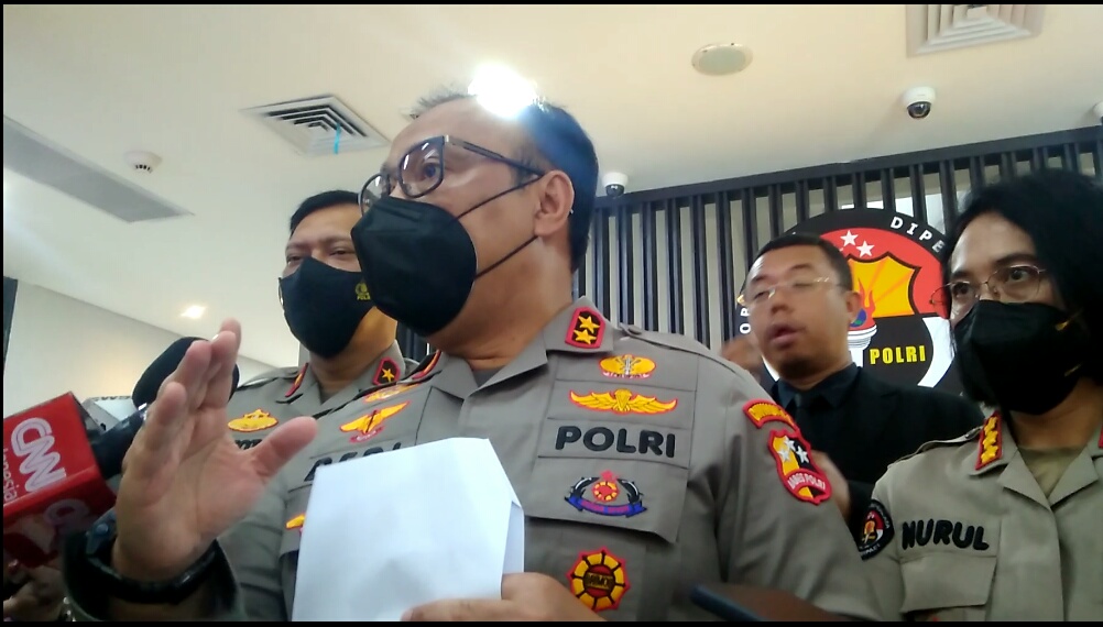 Diteken Sekmil Presiden, Petikan PTDH Diserahkan ke Sambo