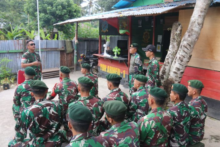 Temukan Senjata di Daerah Operasi, Satgas Yonarmed 1 Kostrad Dapat Penghargaan 1 Temukan Senjata di Daerah Operasi, Satgas Yonarmed 1 Kostrad Dapat Penghargaan 2