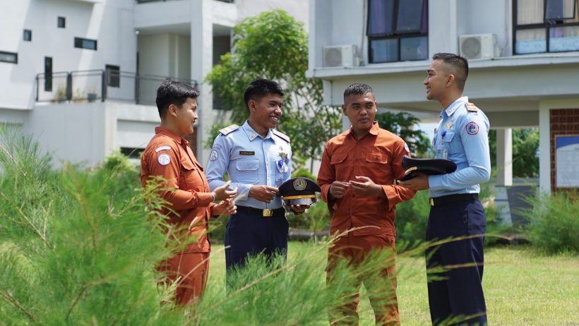 Siapkan SDM Kompeten, KKP Terima Taruna Baru 1 Siapkan SDM Kompeten, KKP Terima Taruna Baru 2