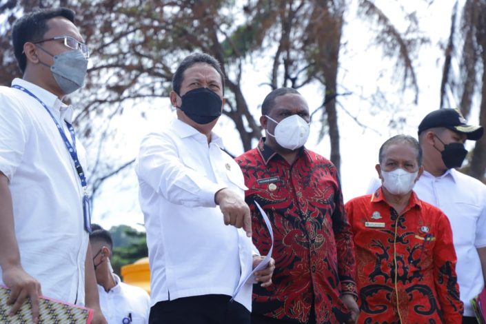 Menteri Trenggono Ingin Manokwari Jadi Model Kampung Nelayan Sehat 1